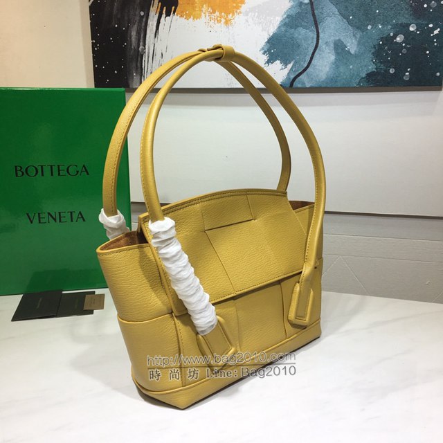 Bottega veneta高端女包 寶緹嘉爆款THE ARCO編織款手提包  BV經典款蝙蝠包  gxz1113